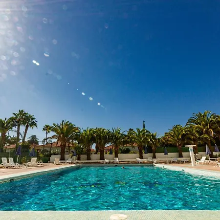 Pool View Apartment Playa del Ingles (Gran Canaria)